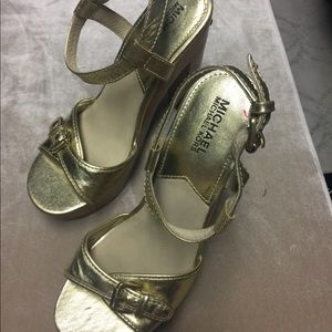 Michael Kors. ❤️S-O-L-D ❤️